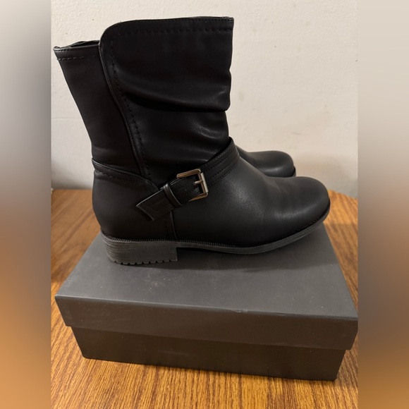 VJH confort Women's Mid Calf Boots, Comfort Buckle Slouchy Booties w/Side Zipper - Picture 4 of 13